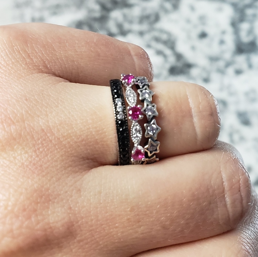 925 Silver Stackable Round Created Ruby Gift - Picture 3 of 8